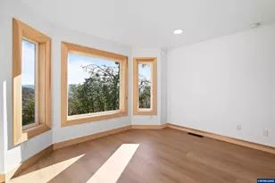 383 Ridgecrest Dr, Roseburg, OR 97471 - Photo 31