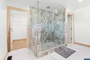 383 Ridgecrest Dr, Roseburg, OR 97471 - Photo 33