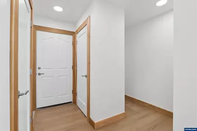 383 Ridgecrest Dr, Roseburg, OR 97471 - Photo 25