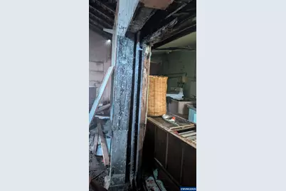 596 14th St SE, Salem, OR 97301 - Photo 11