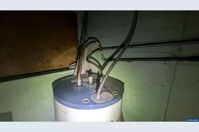 596 14th St SE, Salem, OR 97301 - Photo 45