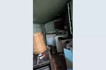 596 14th St SE, Salem, OR 97301 - Photo 13