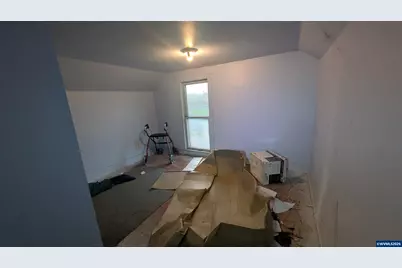 596 14th St SE, Salem, OR 97301 - Photo 43