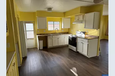 5660 44th Av NE, Salem, OR 97305 - Photo 7