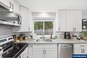 137 Tanglewood (-141) Dr, Jefferson, OR 97352 - Photo 5