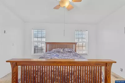 204 Cascade Dr #13, Lebanon, OR 97355 - Photo 13