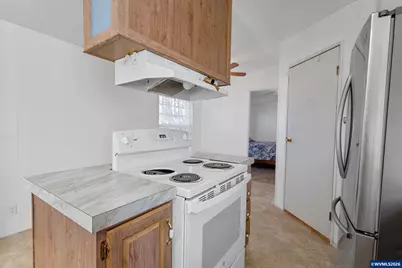 204 Cascade Dr #13, Lebanon, OR 97355 - Photo 9