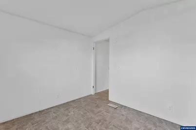 204 Cascade Dr #13, Lebanon, OR 97355 - Photo 19