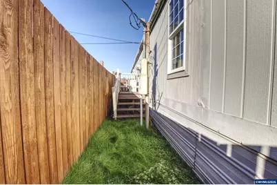 204 Cascade Dr #13, Lebanon, OR 97355 - Photo 25