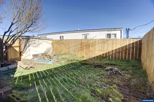 204 Cascade Dr, Lebanon, OR 97355 - Photo 23