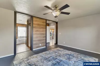 1033 Camelot Dr, Salem, OR 97306 - Photo 25