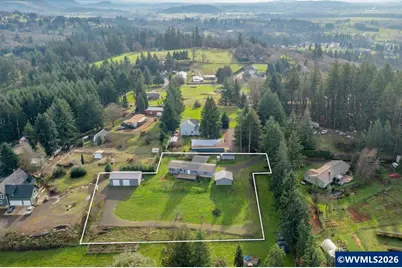 1033 Camelot Dr S, Salem, OR 97306 - Photo 49