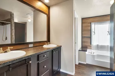 1033 Camelot Dr S, Salem, OR 97306 - Photo 27