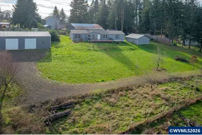 1033 Camelot Dr, Salem, OR 97306 - Photo 47