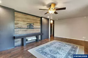 1033 Camelot Dr S, Salem, OR 97306 - Photo 31