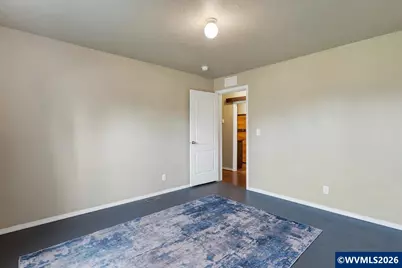 1033 Camelot Dr, Salem, OR 97306 - Photo 41