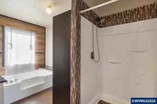 1033 Camelot Dr, Salem, OR 97306 - Photo 27