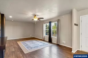 1033 Camelot Dr, Salem, OR 97306 - Photo 29