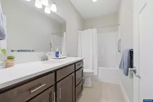 1784 Settlers Spring Dr NW, Salem, OR 97304 - Photo 27