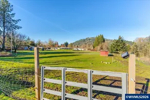 38159 Weirich Dr, Lebanon, OR 97355 - Photo 17