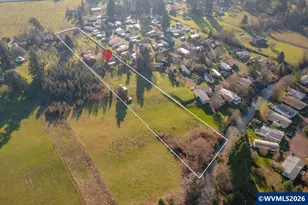 38159 Weirich Dr, Lebanon, OR 97355 - Photo 11