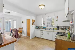 28780 Santiam Hwy, Sweet Home, OR 97386 - Photo 9