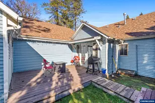 28780 Santiam Hwy, Sweet Home, OR 97386 - Photo 21