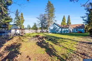 28780 Santiam Hwy, Sweet Home, OR 97386 - Photo 25