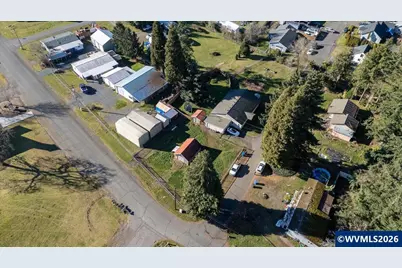 636 Birch St, Lyons, OR 97358 - Photo 45
