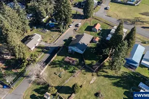 636 Birch St, Lyons, OR 97358 - Photo 43