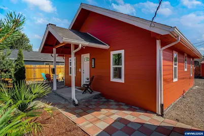 856 Highland Av NE, Salem, OR 97301 - Photo 9