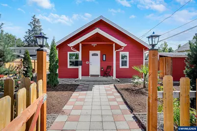 856 Highland Av NE, Salem, OR 97301 - Photo 1