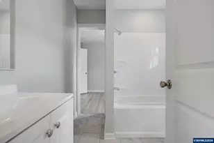 856 Highland Ave NE, Salem, OR 97301 - Photo 29