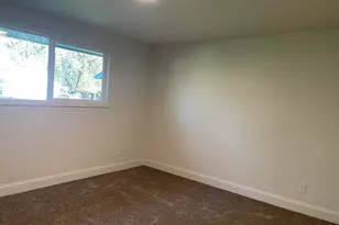 515 SW Monroe St, Sheridan, OR 97378 - Photo 5