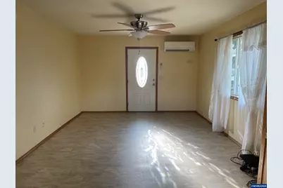 617 SW Monroe St, Sheridan, OR 97378 - Photo 39