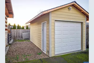 6284 NE Barker St, Albany, OR 97321 - Photo 21