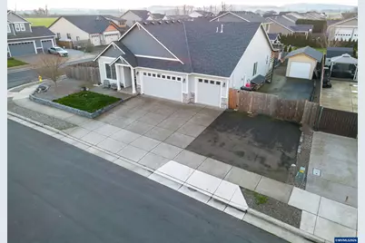 6284 NE Barker St, Albany, OR 97321 - Photo 5