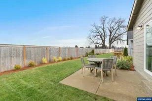 1058 Clemson St, Woodburn, OR 97071 - Photo 25