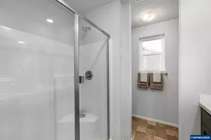 1058 Clemson St, Woodburn, OR 97071 - Photo 23