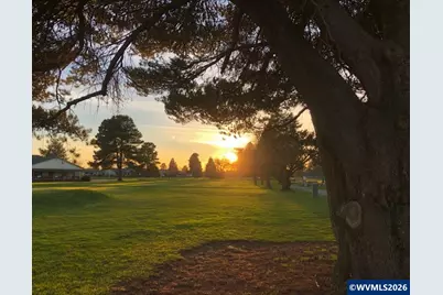 1386 Vanderbeck Ln, Woodburn, OR 97071 - Photo 41