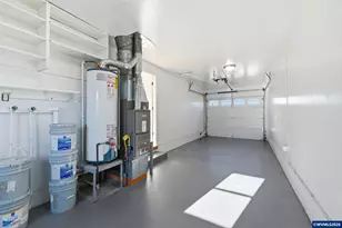 1386 Vanderbeck Ln, Woodburn, OR 97071 - Photo 17