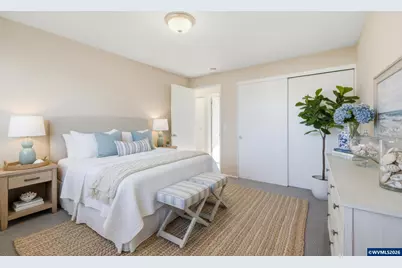 1386 Vanderbeck Ln, Woodburn, OR 97071 - Photo 11