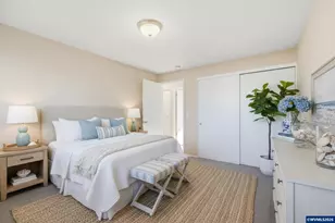 1386 Vanderbeck Ln, Woodburn, OR 97071 - Photo 11