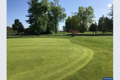 1386 Vanderbeck Ln, Woodburn, OR 97071 - Photo 39