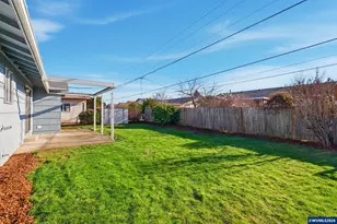 1386 Vanderbeck Ln, Woodburn, OR 97071 - Photo 19