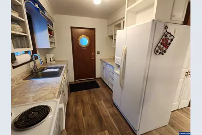 46 E Little Albany Lp, Tidewater, OR 97390 - Photo 19