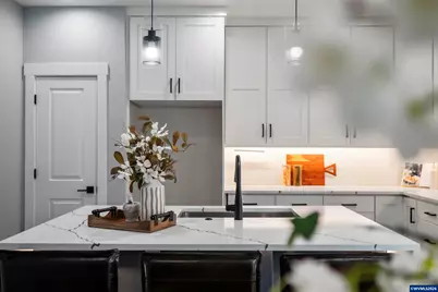 819 Riley Dr, Silverton, OR 97381 - Photo 7