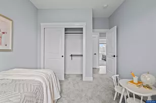 819 Riley Dr, Silverton, OR 97381 - Photo 27