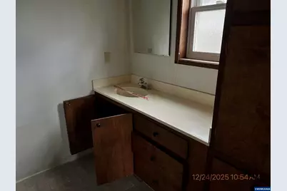 920 NW Edgewood Dr, Albany, OR 97321 - Photo 13