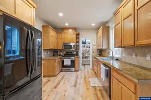 19537 Morrie Dr, Oregon City, OR 97045 - Photo 15